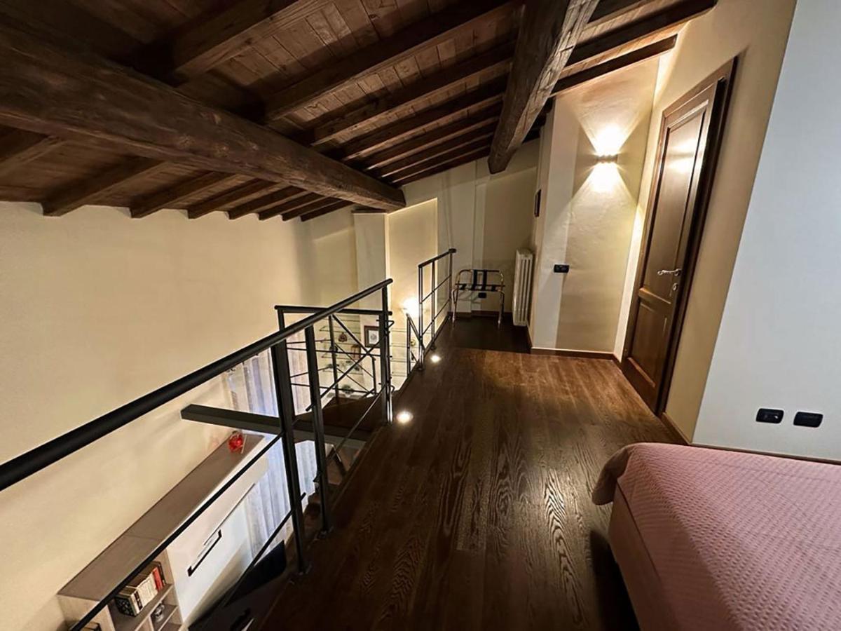 Guest House Palazzo Bussi Viterbo Esterno foto